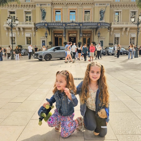 Meet your Posher, Jill - Picture 3 of 15